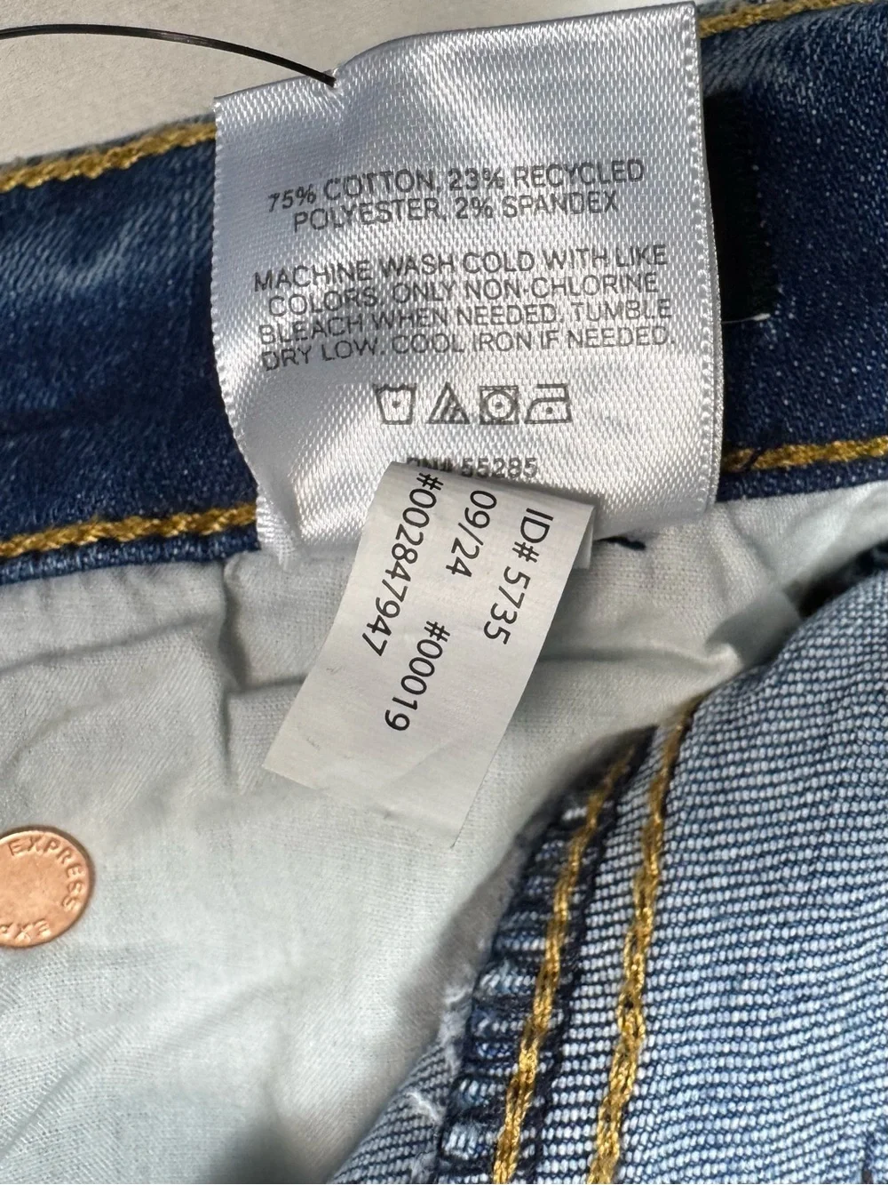 NWT New Express Slim Medium Wash Hyper Stretch Jeans Size 38 x 32